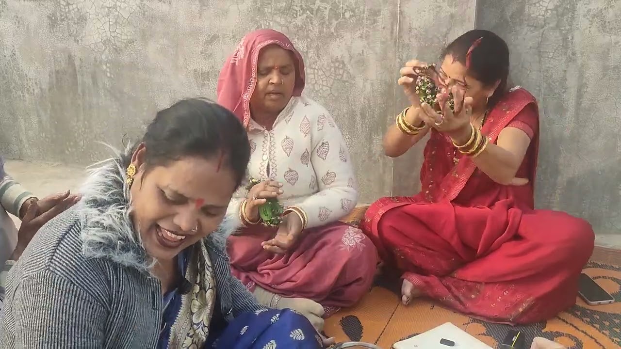 भजन कान्हा मोहे टच को फोन दिला दे से मजा में जियो की