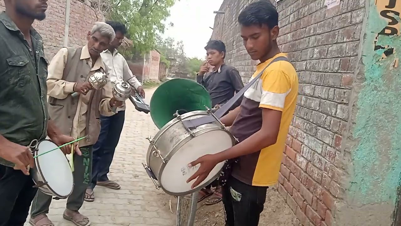 नासिक बैंड पार्टी 👍👍👍