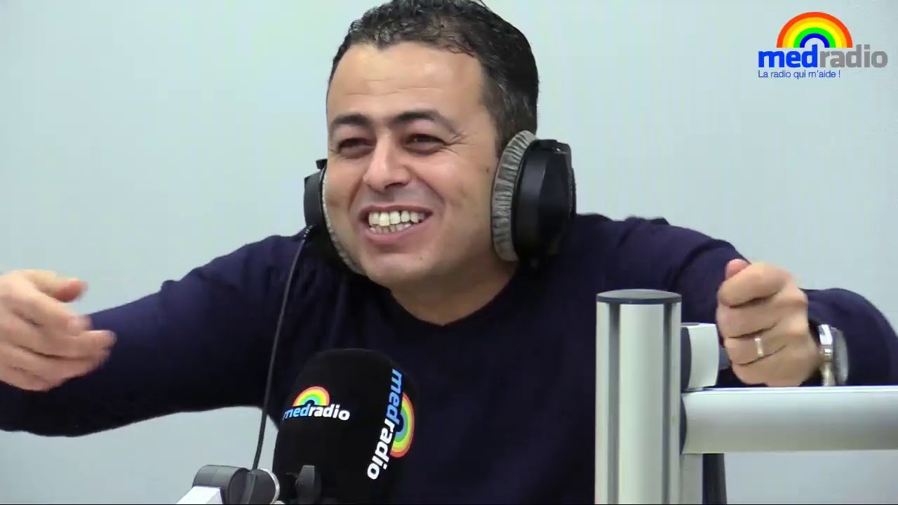 لمياء في سوق الفايسبوك: الكذوب اللي كذبوه الدراري ف 14 فبراير مكذبوهش ف1 ابريل!