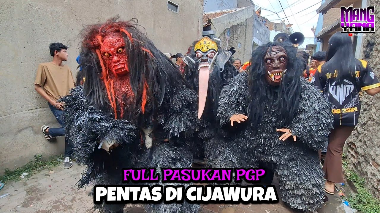 Full pasukan kuda lumping PGP pentas di cijawura
