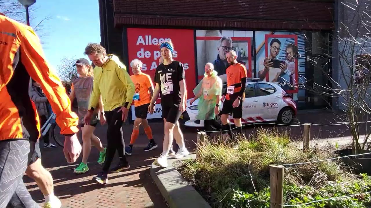 Альфен-ан-ден-Рейн. Голландское спортивное воскресенье. Полумарафон. Немного во время прогулки.