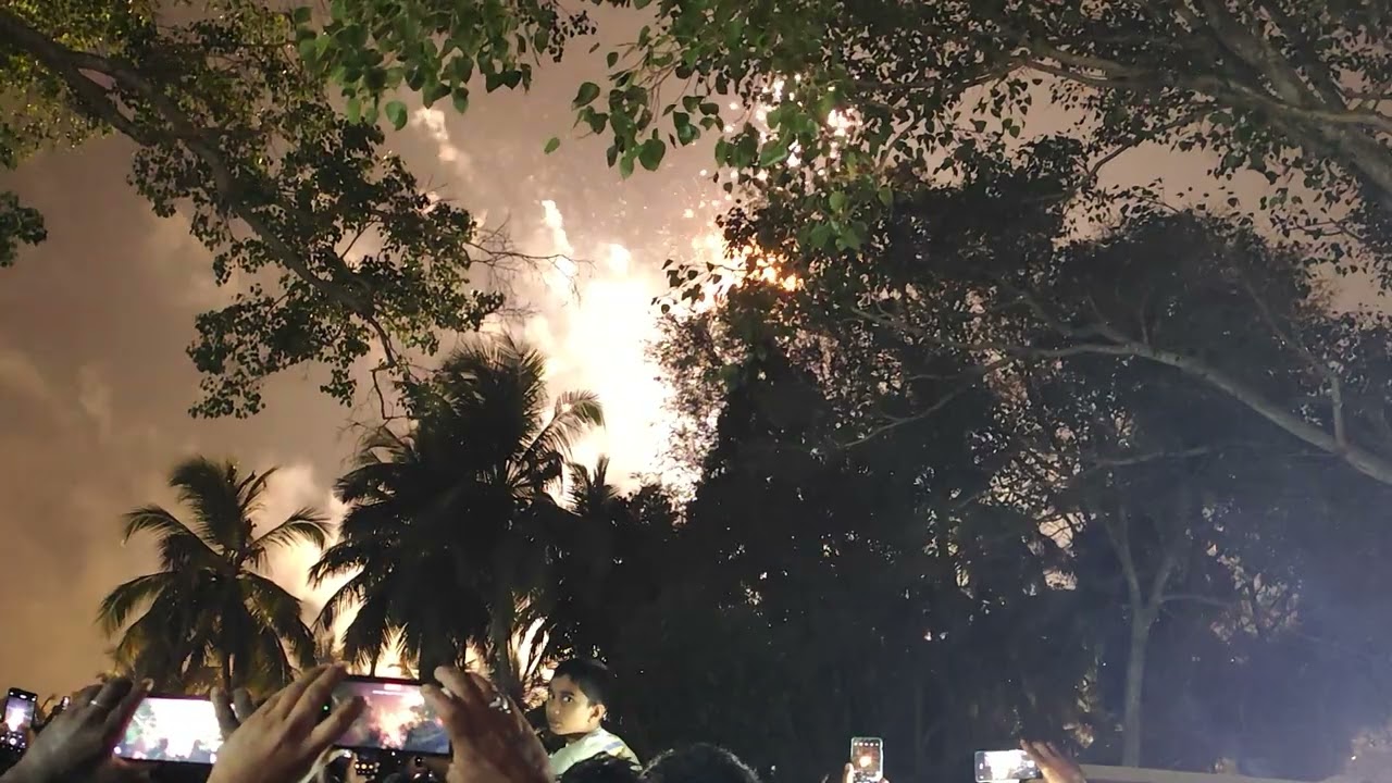  തെക്കുമംഗലം ചിനക്കത്തൂർ തോൽപാവകുത്തിനോട് അനുബന്ധിച്ച് നടന്ന വെടിക്കെട്ട്11 February 2026