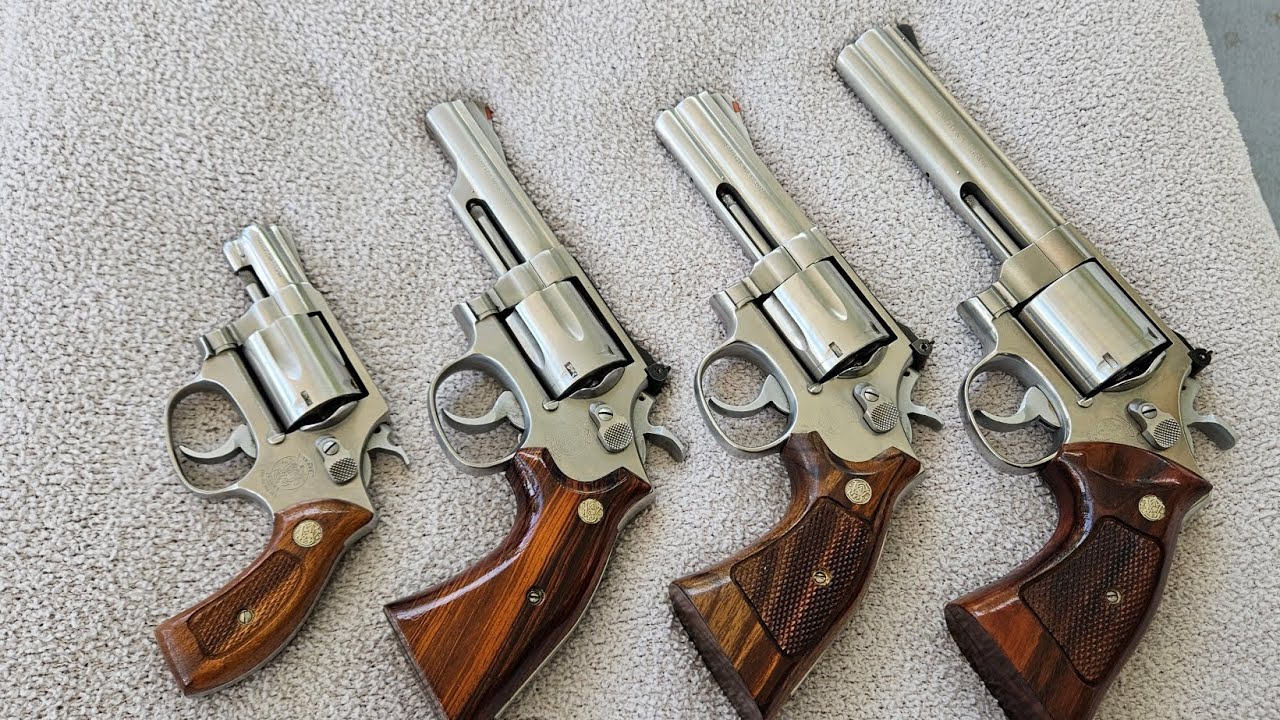 Smith & Wesson J,K,L and N  revolver frame size Comparison
