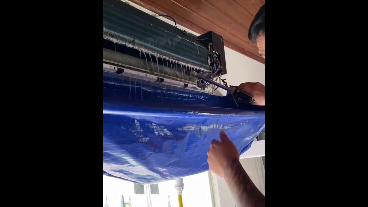 Limpeza de ar-condicionado split