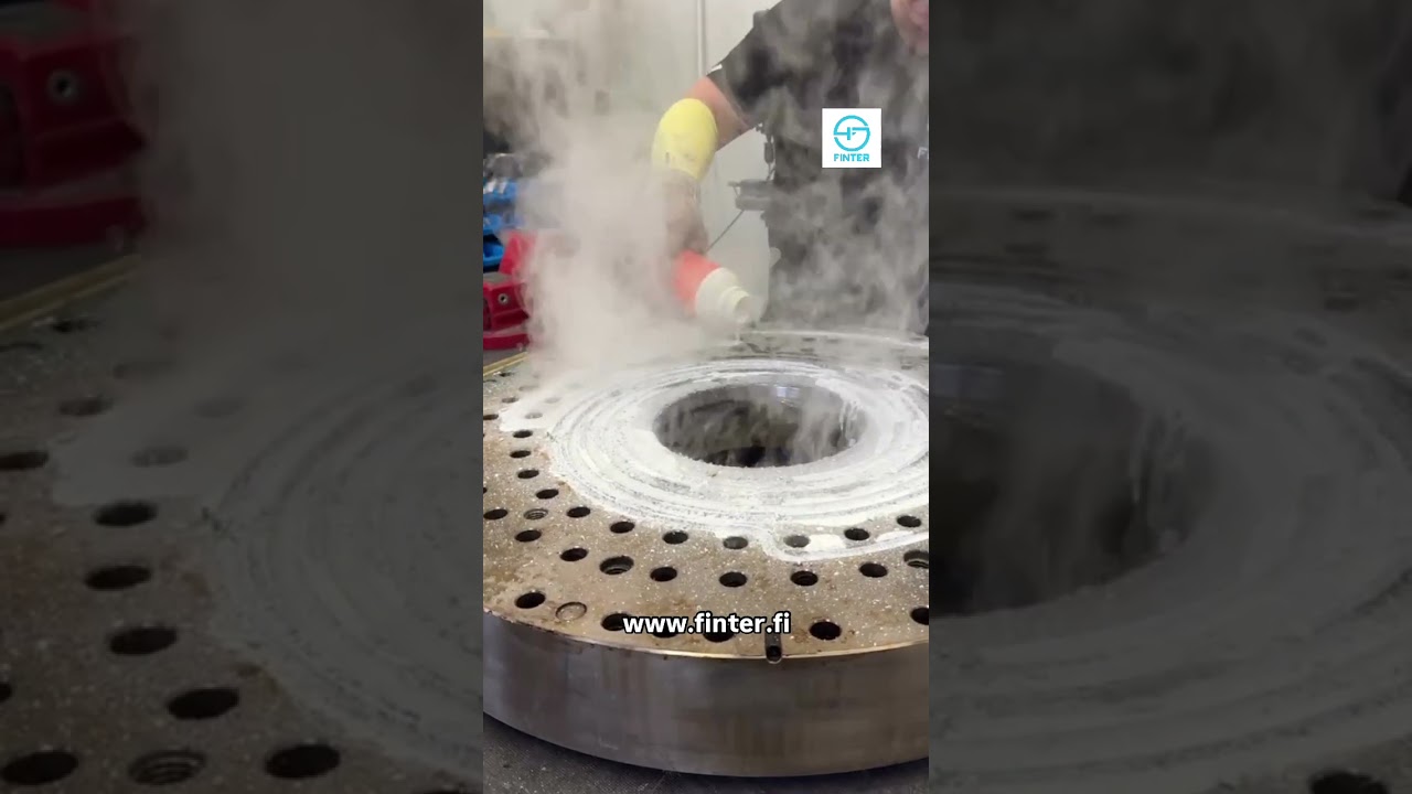 How do you clean extrusion dies? More about die cleaning in our blog. See the link below👇#extrusion