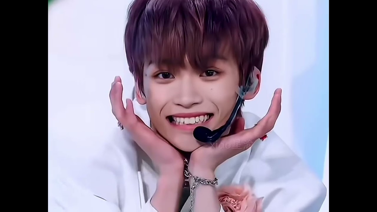 [ENG Subs] Intro to Ziyu's Idol Journey ft. Me Embracing You《拥抱你的我》 - #梓渝  #ziyu