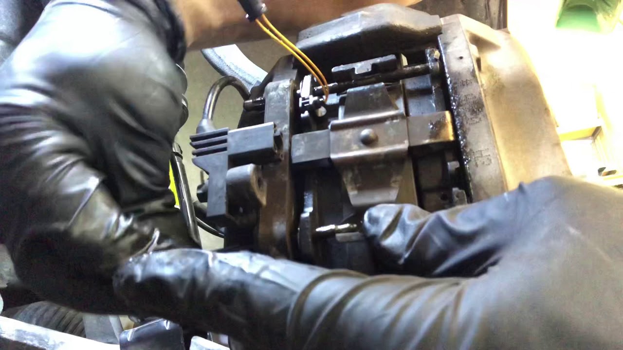 2006 Mercedes CLS500 brake job