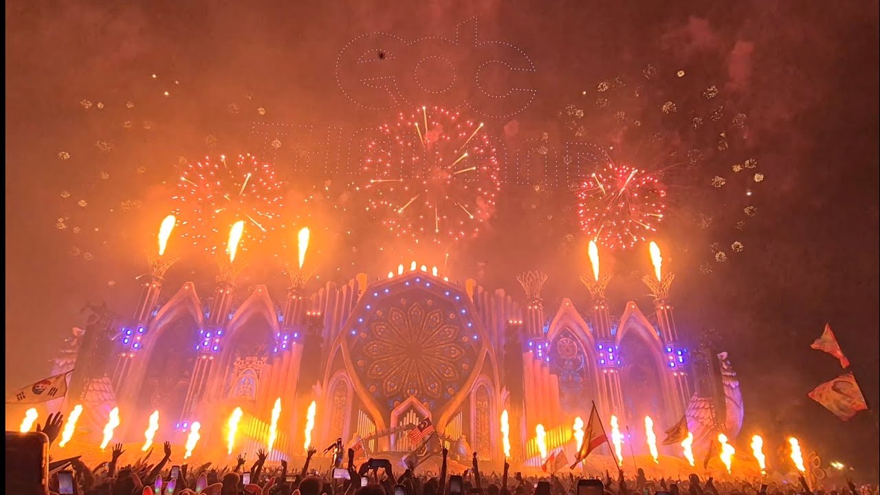 Заключительный фейерверк EDC THAILAND 2026 (День 1)