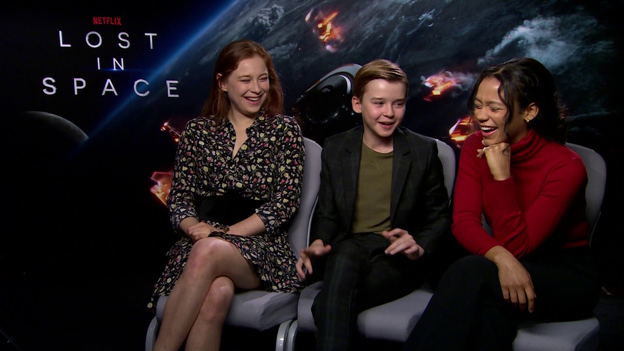LOST IN SPACE Interview Mina Sundwall + Maxwell Jenkens + Taylor Russell NETFLIX best prank on set