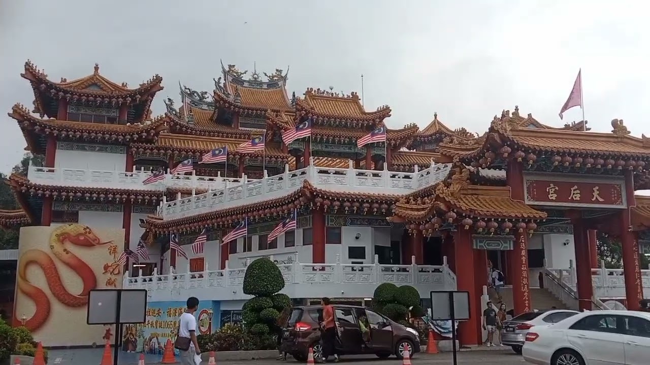 Pasyalan natin ang Thean Hou Temple 