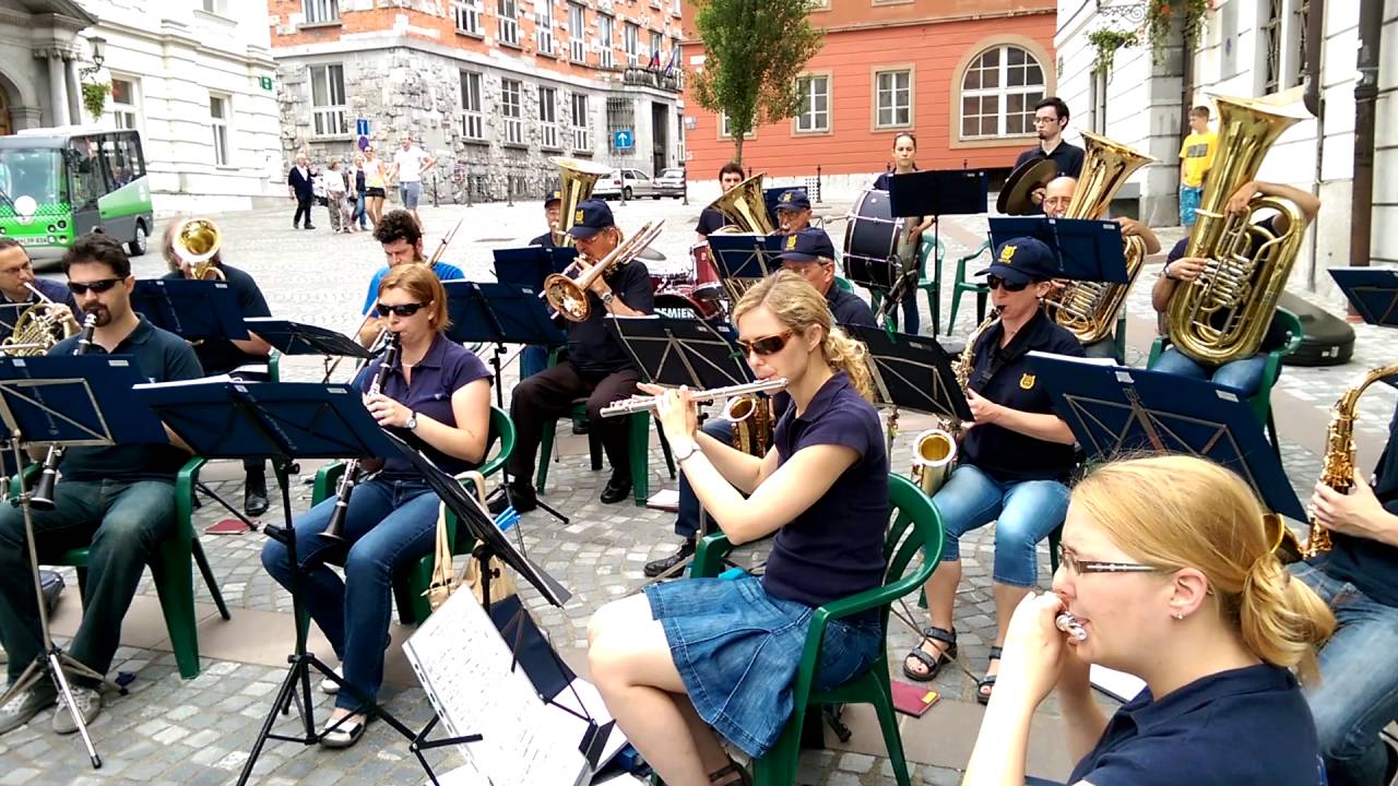 Papirniški pihalni orkester Vevče