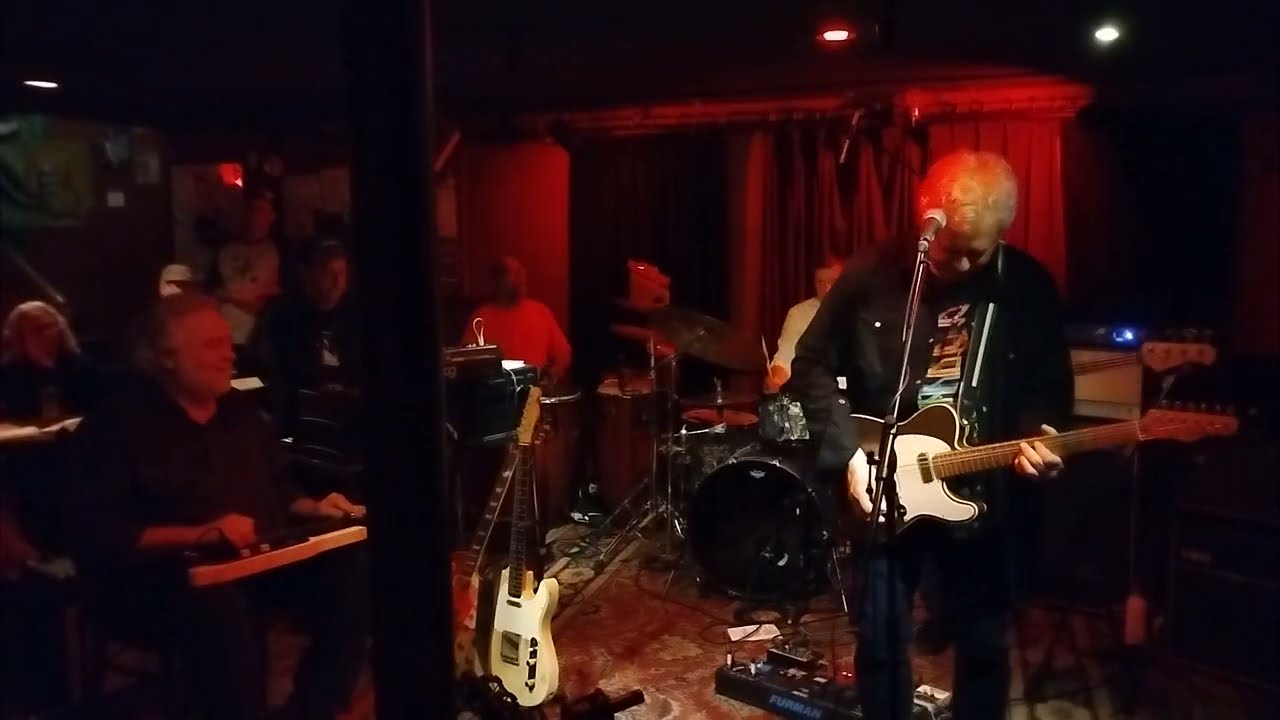 Duke Levine's Super Sweet Sounds Of The 70's - In The Court Of The Crimson King   (Lizard Lounge)