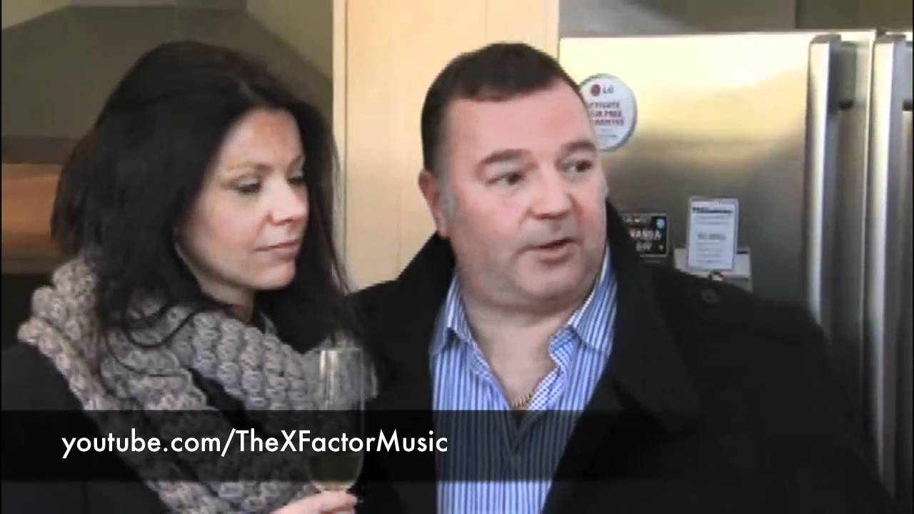 Harry Styles Goes Home (Love you Mum!) - X Factor 2010 [HD]