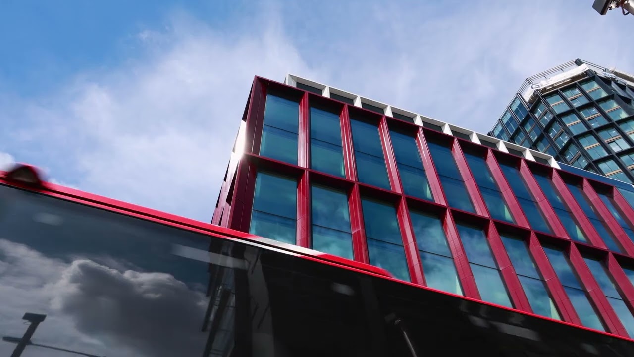 Gunn Lennon Fabrication - College Square Facade