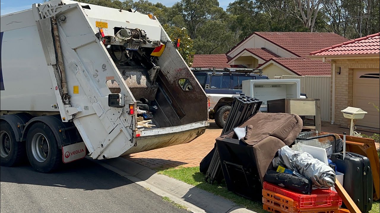 Campbelltown Council Clean Up - Bulk Waste E1S1