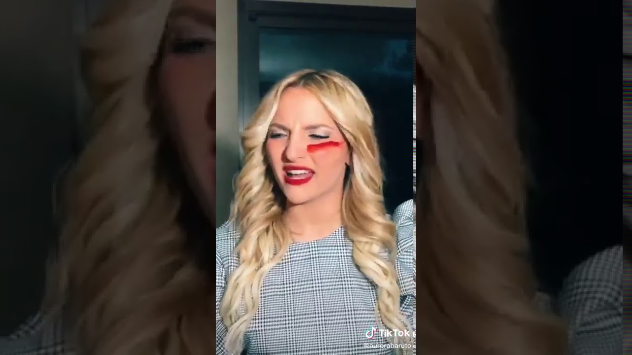 AURORA BARUTO fa UN TikTok CONTRO la VIOLENZA sulle DONNE💪