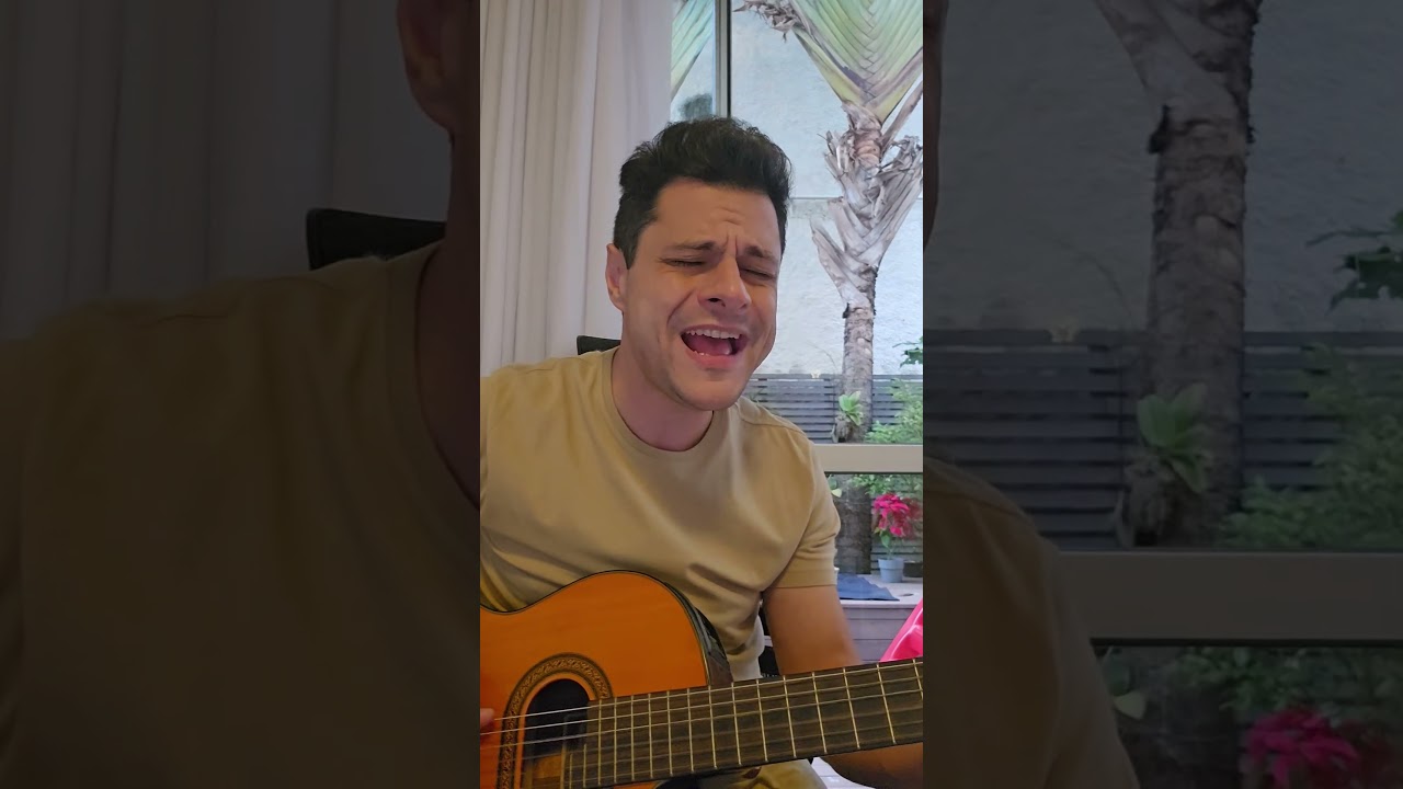 Triste berrante, Adauto Santos 