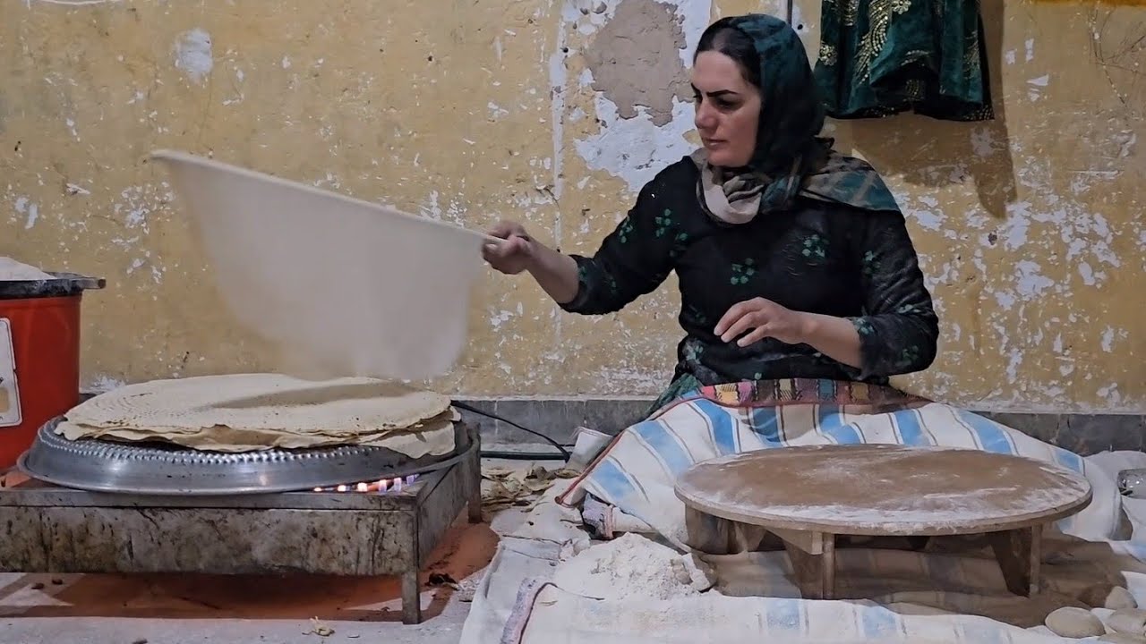 Razia, the homeless mother who bakes the best bread for her landlord