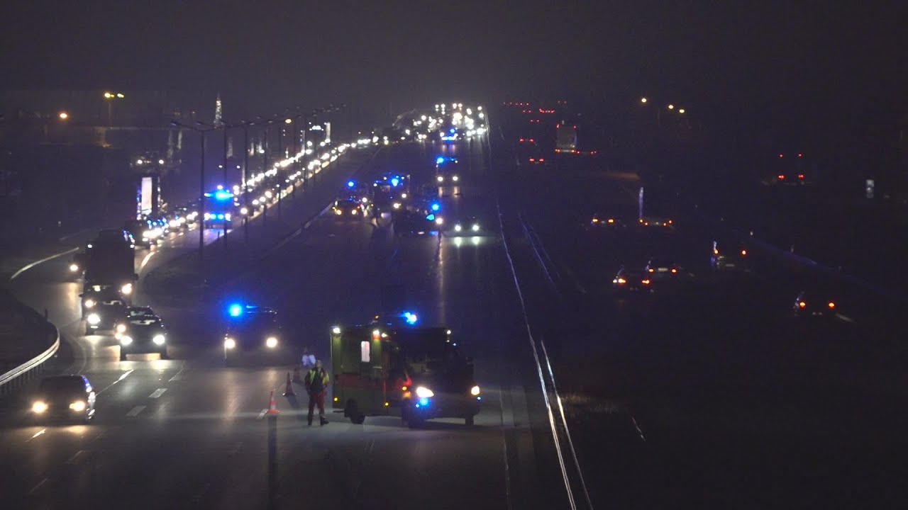 Horror-Unfall auf A9 Fußgänger will sechsspurige Autobahn überqueren