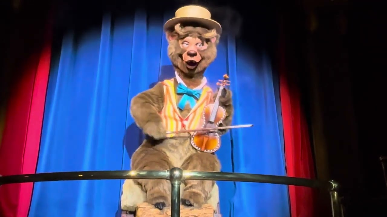 Magic Kingdom (Country Bears) 10/29/24