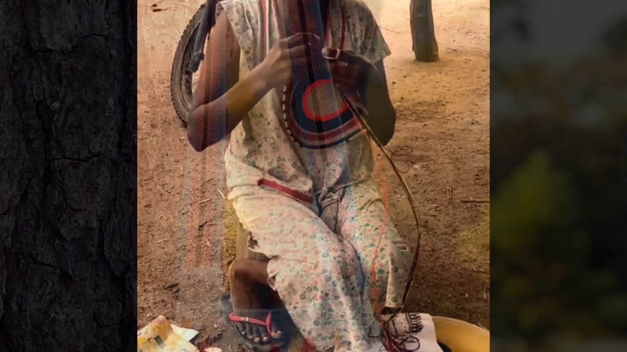 How The wayuu Women Crochet a Wayuu Mochila Bag.