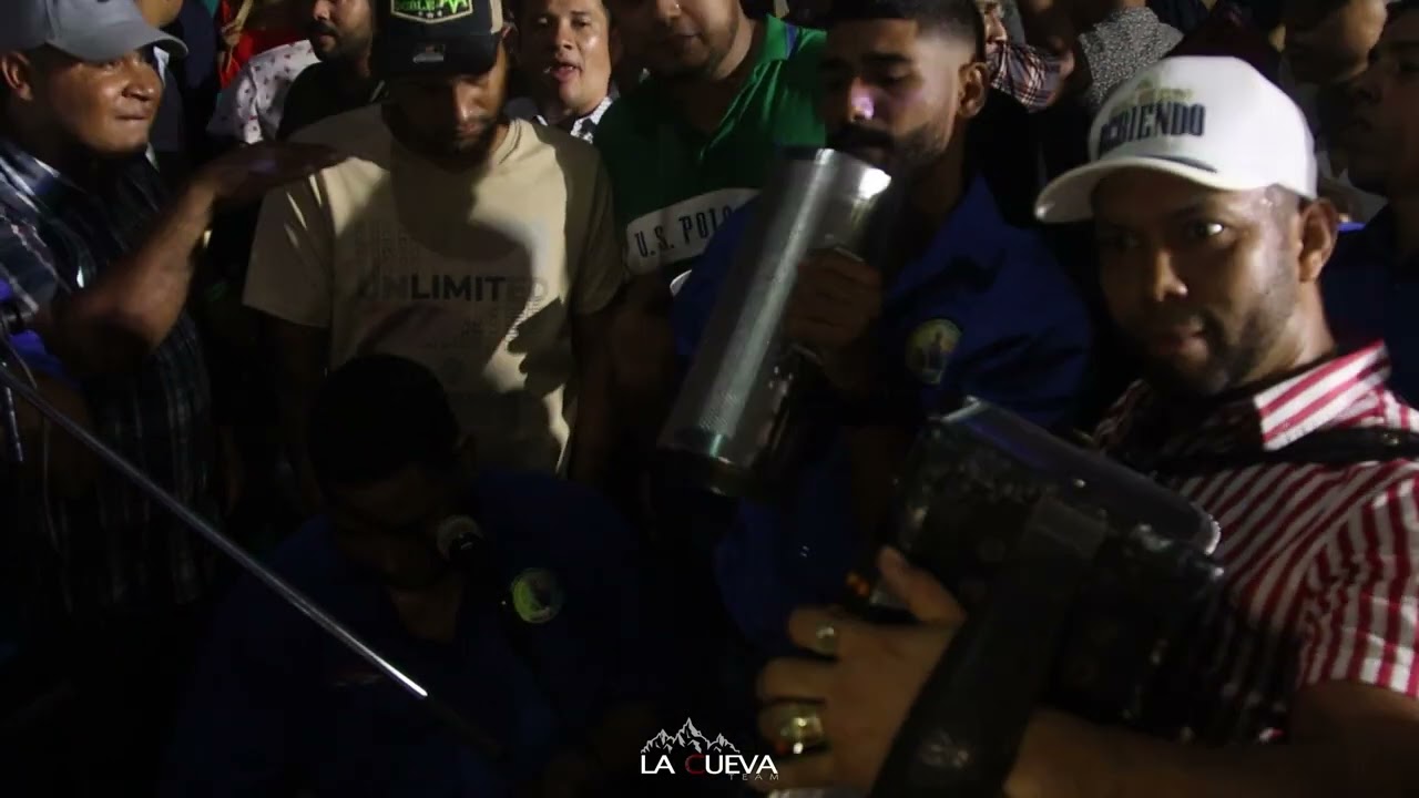 CUMBIA CHORRERANA LOS NIETOS DE ÑATO CALIFA Y ALEJANDRO TORRES ENVIVO