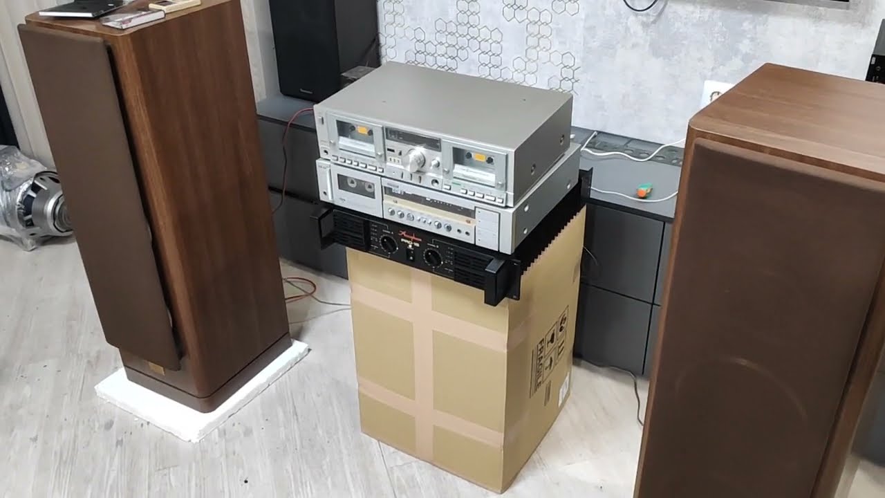 AKAI GX F31