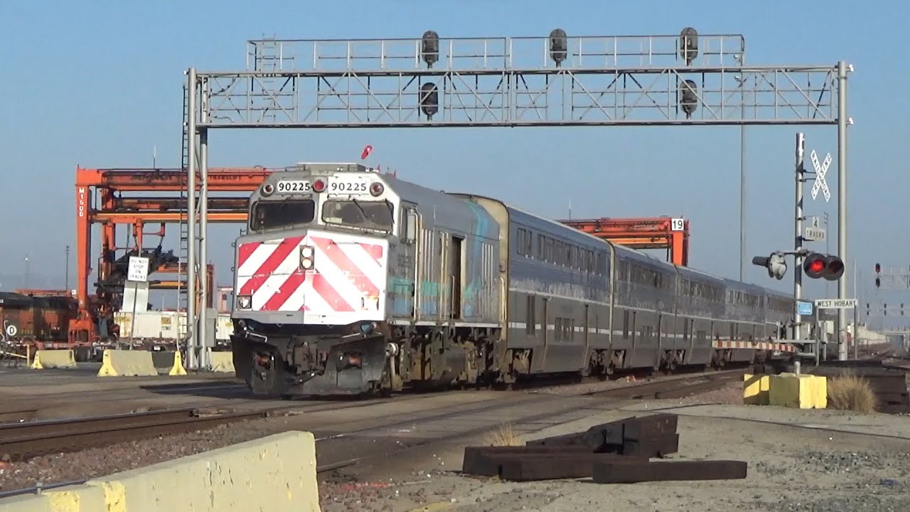 Passenger and Freight Trains at BNSF’s West Hobart Crossing
