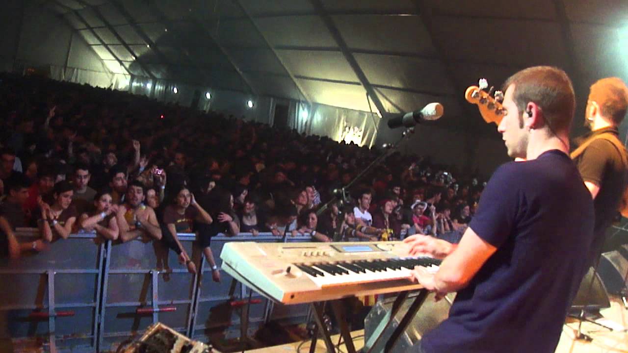 Obrint Pas - La Flama @ Festivern 2011-12