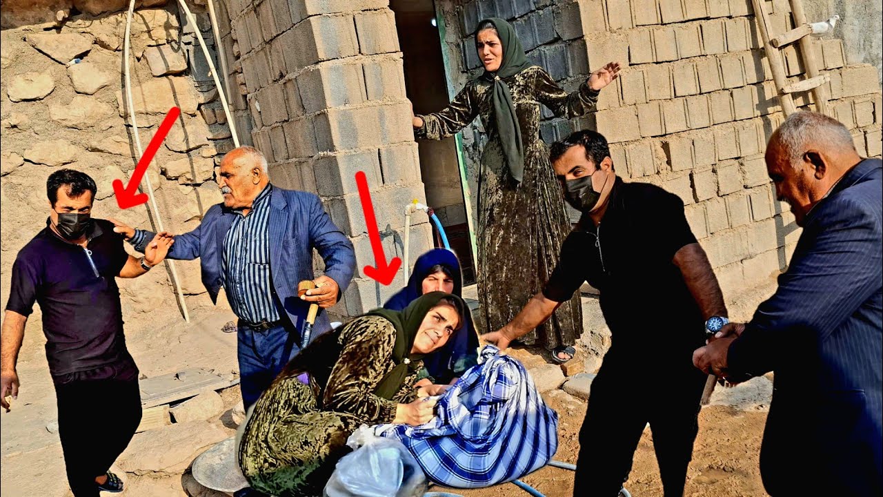 Life crisis:Landlord's son brutally attacks Shokoofe Khanum!😱🪓