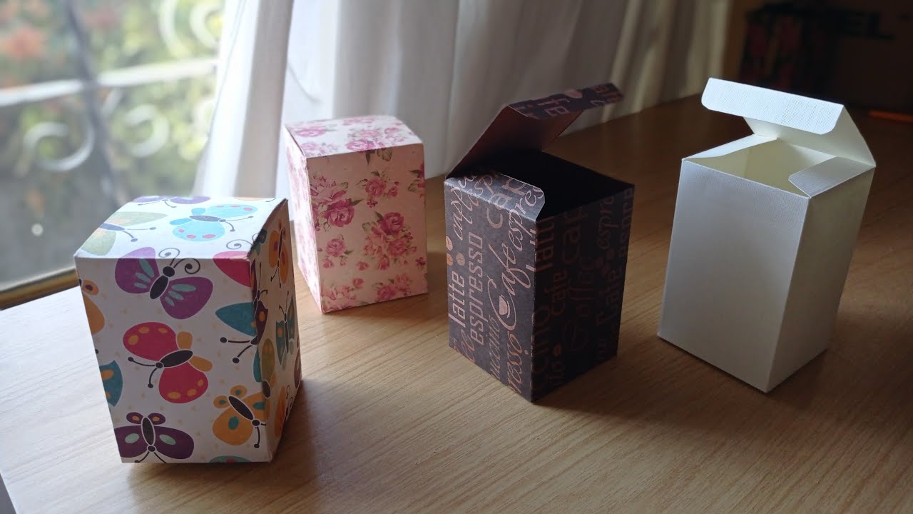 Cajita De Papel o cartulina. Forma De Cubo. Especial Amor Del Bueno.Paper box