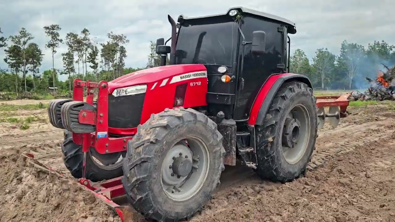 มาดูสองค่ายดังระหว่าง Massey 6712 VS T7.200 คันไหนจะดันได้สะใจกว่ากัน
