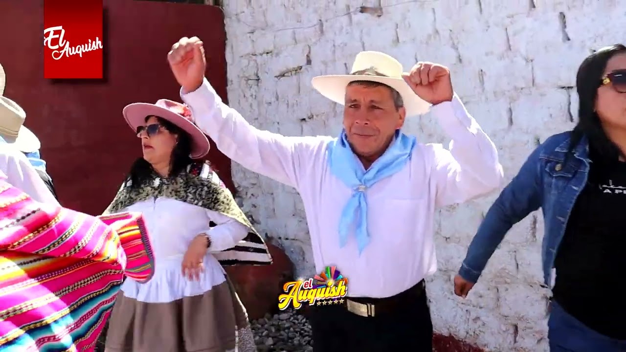 FIESTA DE SANTIAGO EN SICAYA 