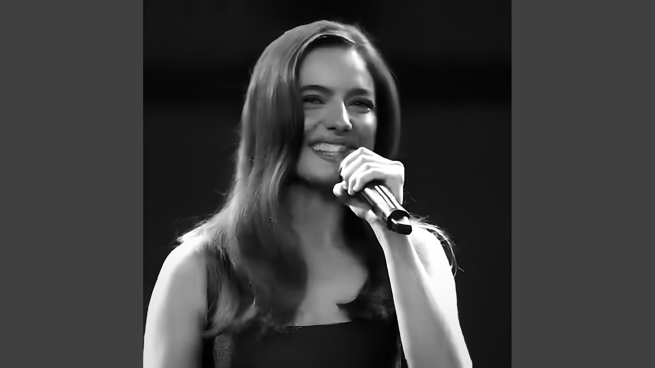 O Benim Dünyam (Live Performance)