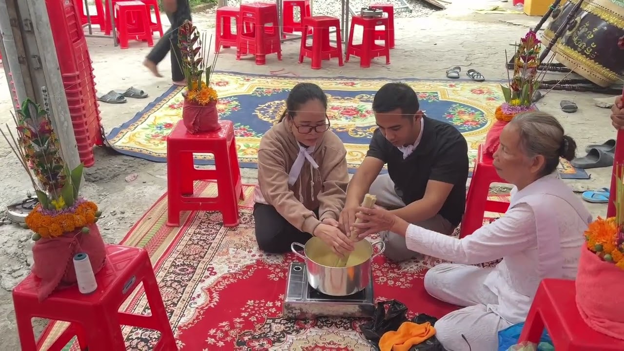 Huy ở nhà của mình