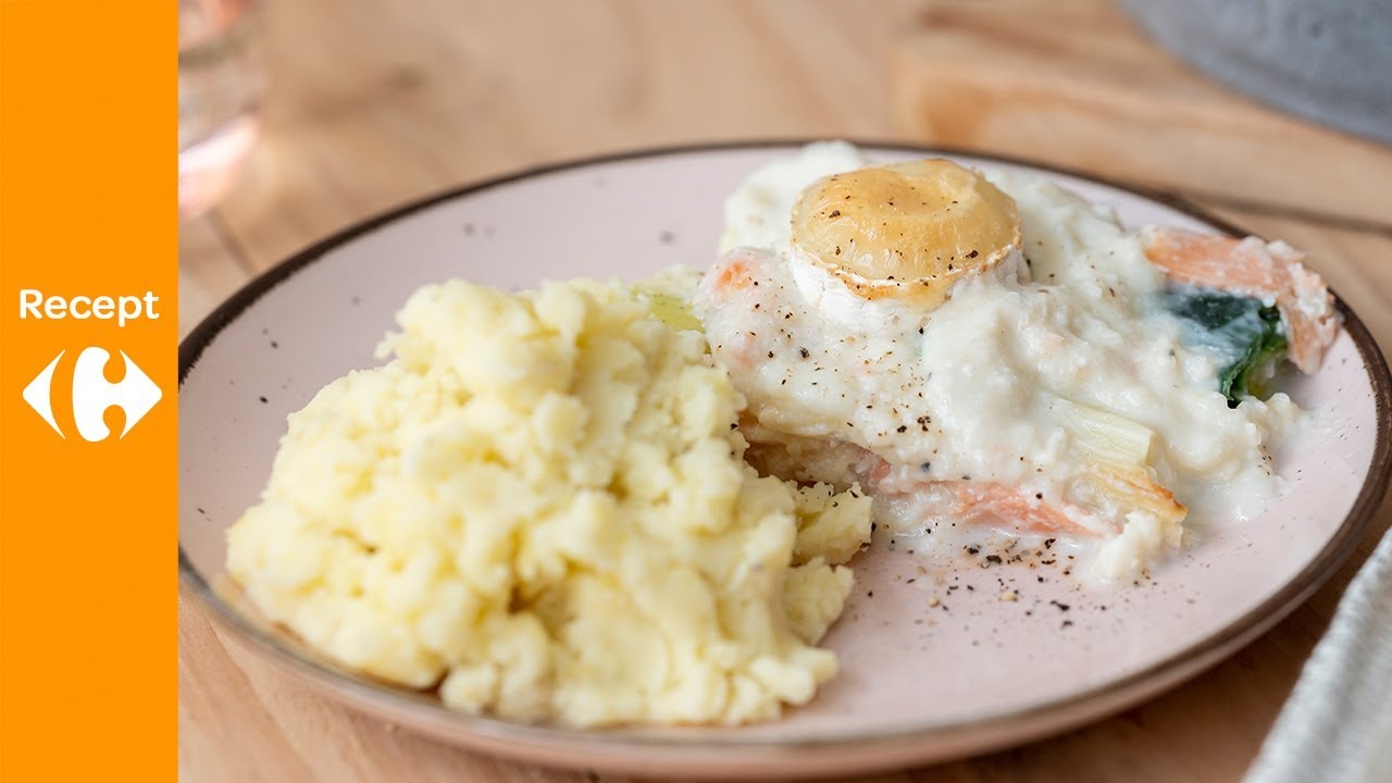 Preirolletjes met gerookte zalm en bloemkoolsaus