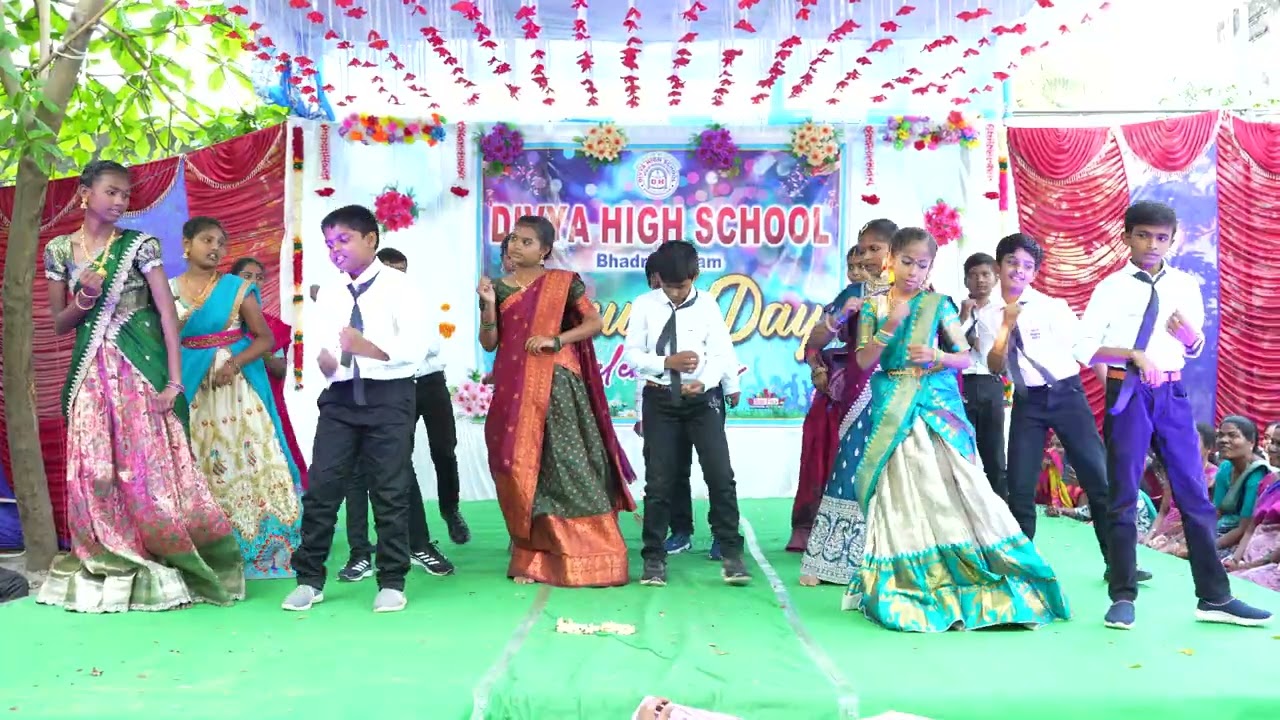 Performance from Divya High School Sports Day 2025–26. 6E1
