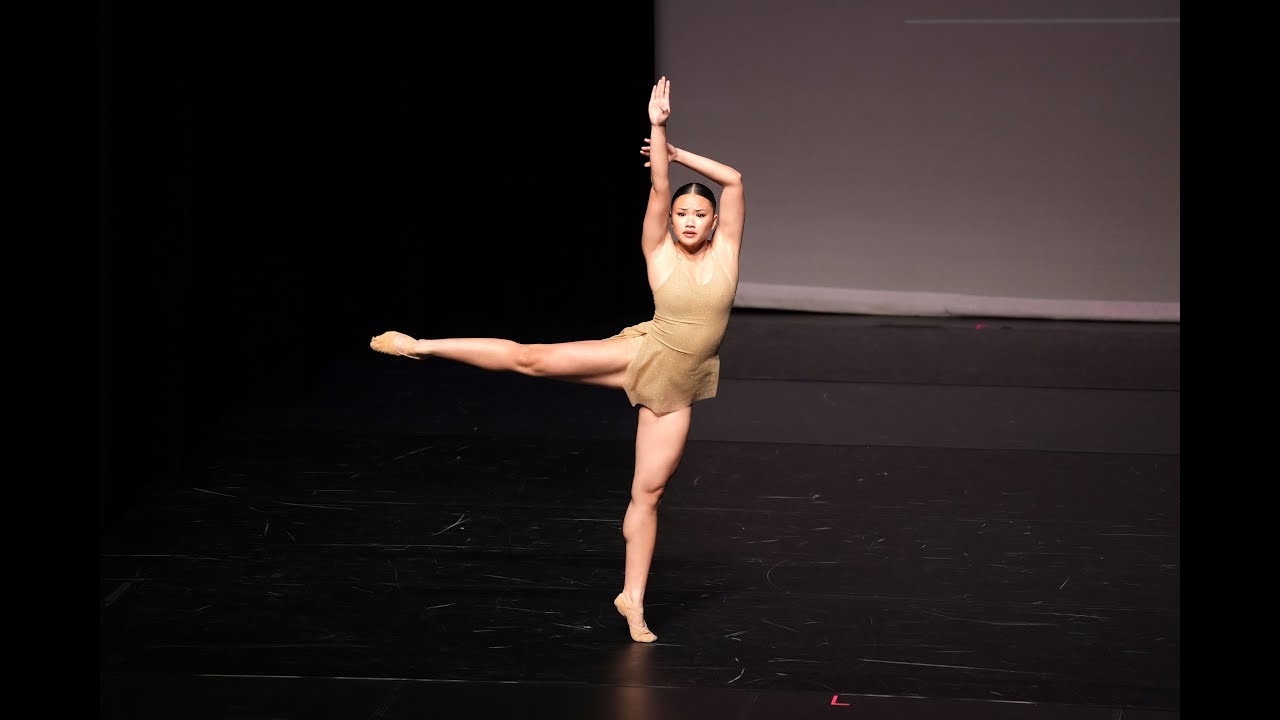 Tataciksta - Solo Contemporary Ballet