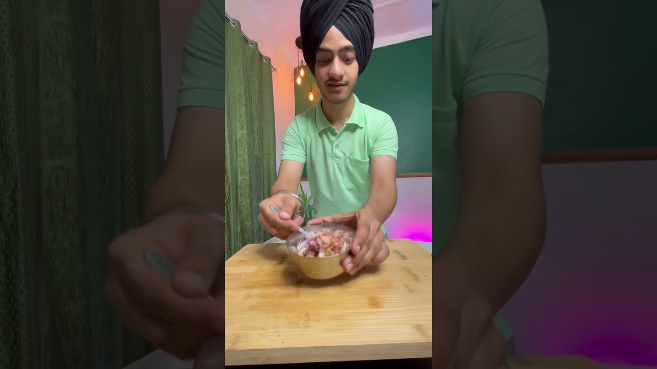 Pyaz ka parantha | Day 5 of 15 days parantha challenge #shorts #paramaedy