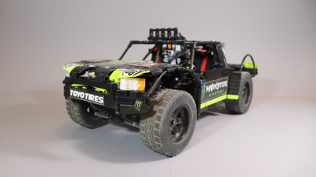 #RECOIL LEGO technic Trophy Truck [MOC]