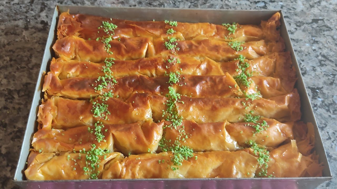 بقلاوة بعجينة الفيلو باسهل طريقة و توجديها  في وقت قصير ما عليك غير جربيها