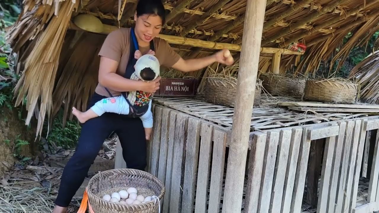 The girl sells chicken eggs and harvests gourds to sell-and also designs her own stroller for babies