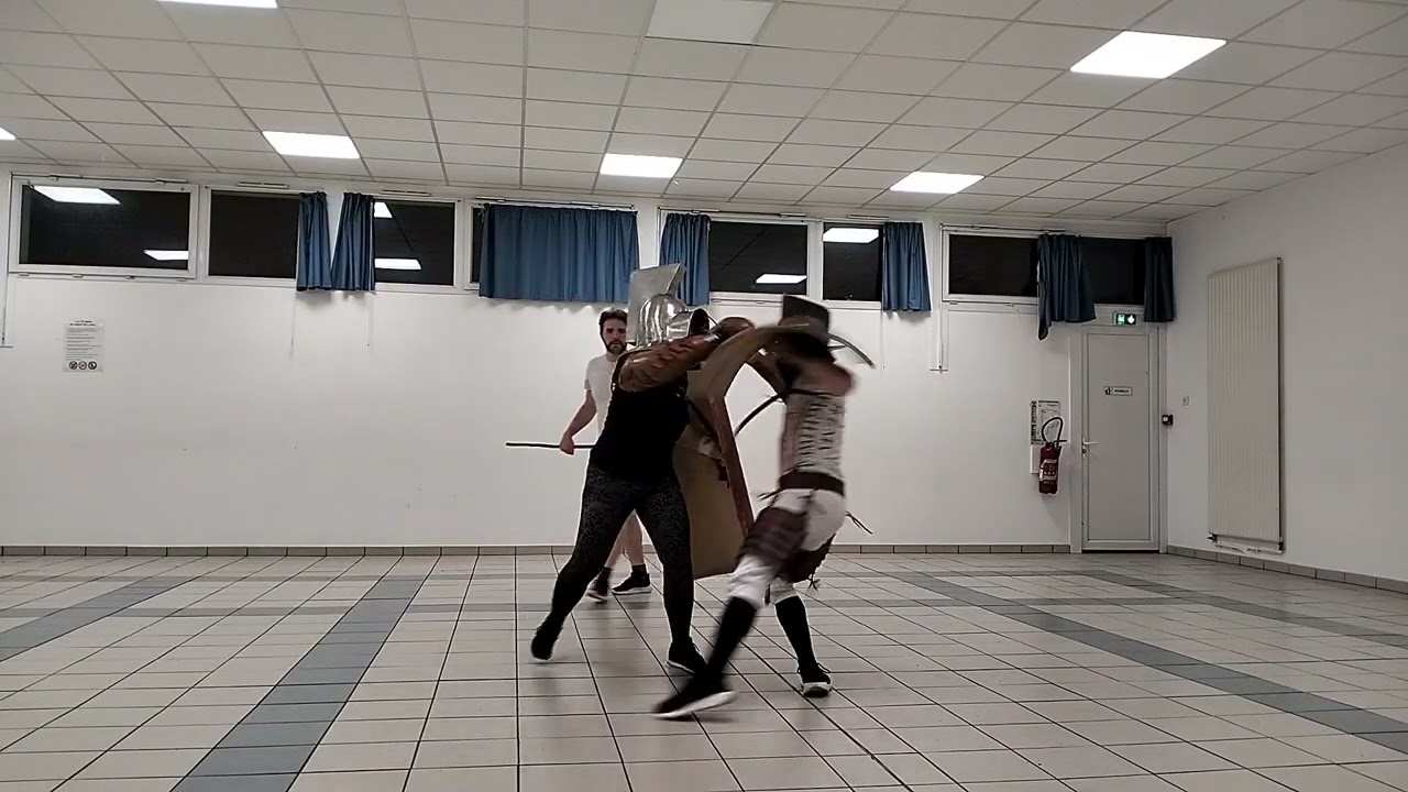 28 01 26 Christelle (murmillo) vs Baptiste (thraex) 