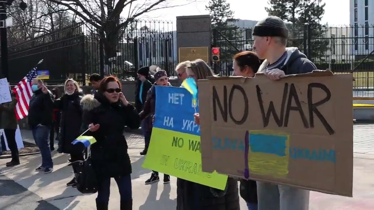 Russia, get out of Ukraine!