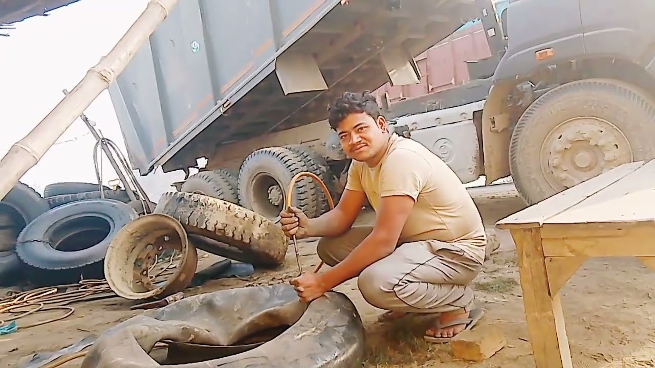How To Make aTruck Tyre With Cardboard
