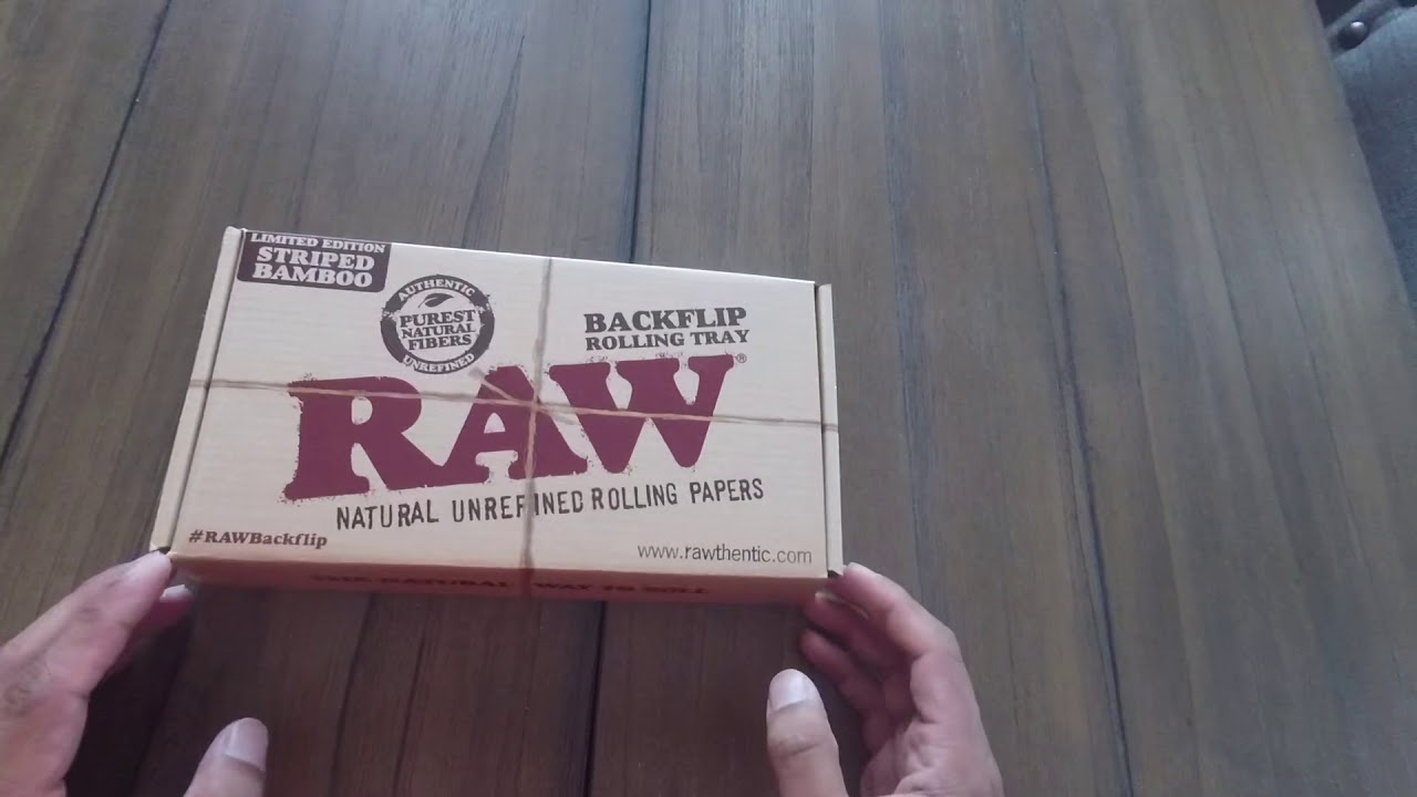 RAW Bamboo Backflip Rolling Tray