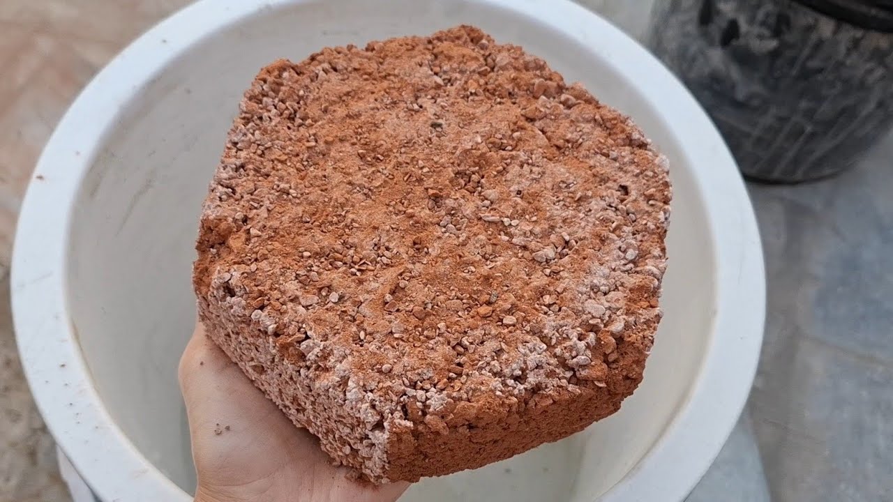 New video Red gritty dirt water crumbling