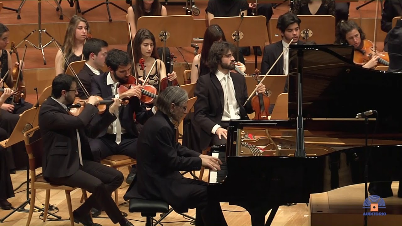 Shostakovich: Piano Concerto No. 2 - Christian Badian, Piano