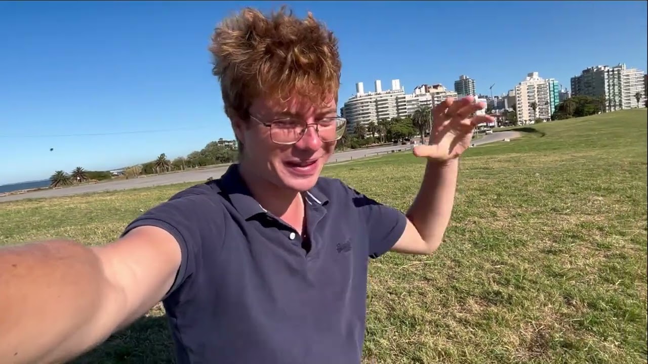 I just hitchhiked to Montevideo yesterday! (travel journal day 1)