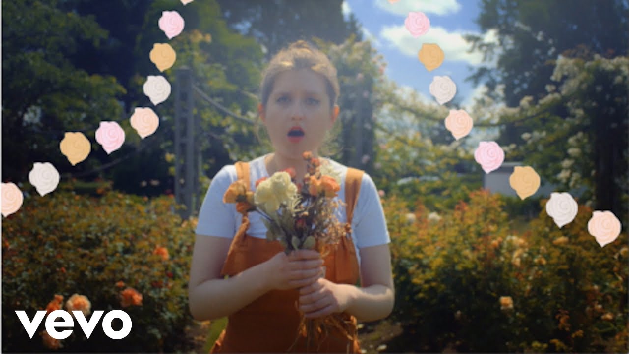 Mari Dangerfield - Love Machine